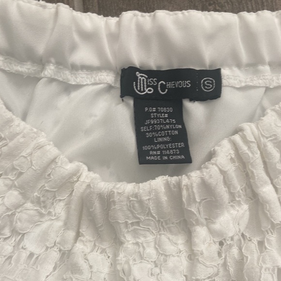 White Lace Off Shoulder Blouse - S - Picture 6 of 9